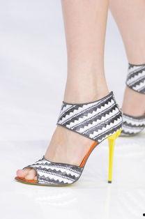 国产潮鞋炒作视频大全,揭秘潮流背后的商业奥秘