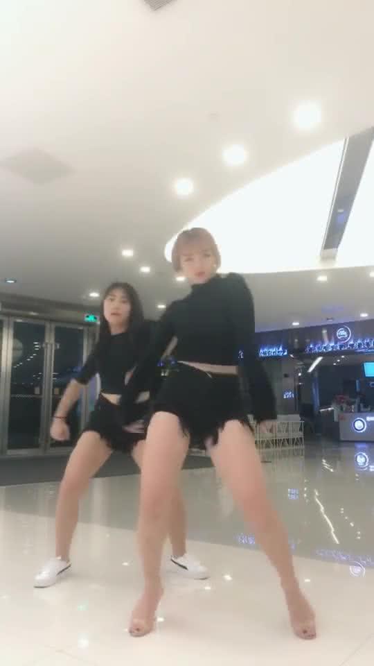 国产制丝袜服视频 第2张 国产制丝袜服视频 第2张